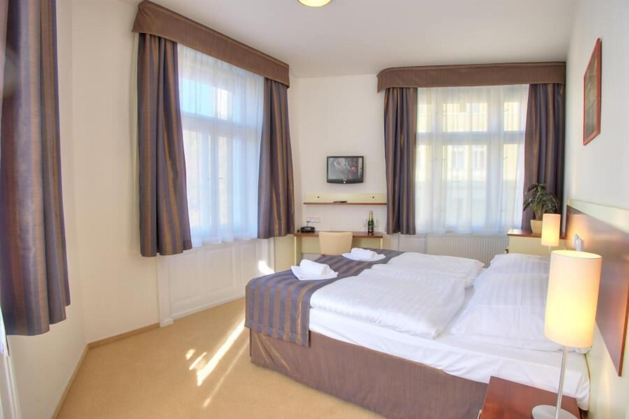 Hotel Gloria Prag Zimmer foto